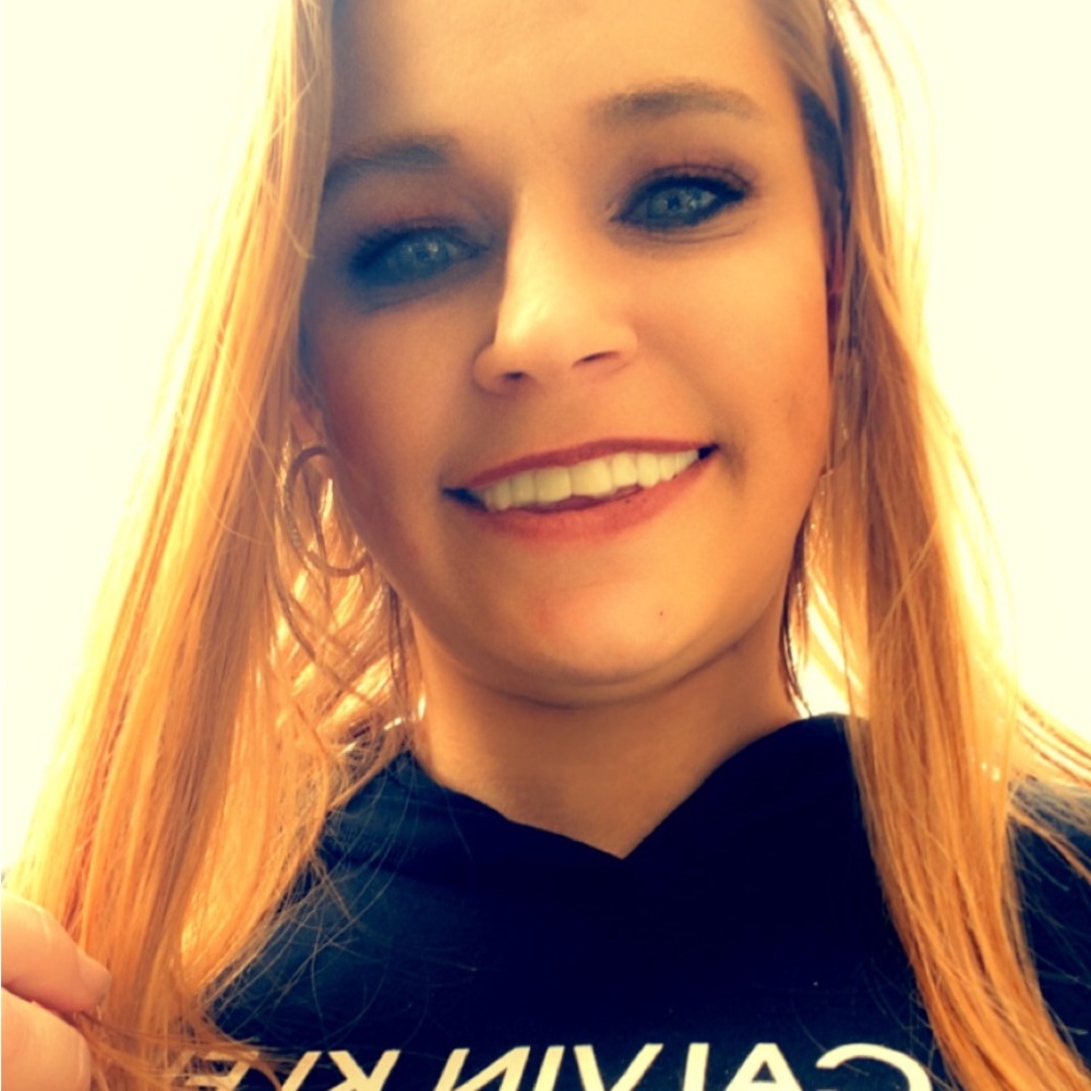Meet your Posher, Kara